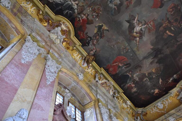 Wnętrze klasztoru w Lubiążu zdjęcie 4