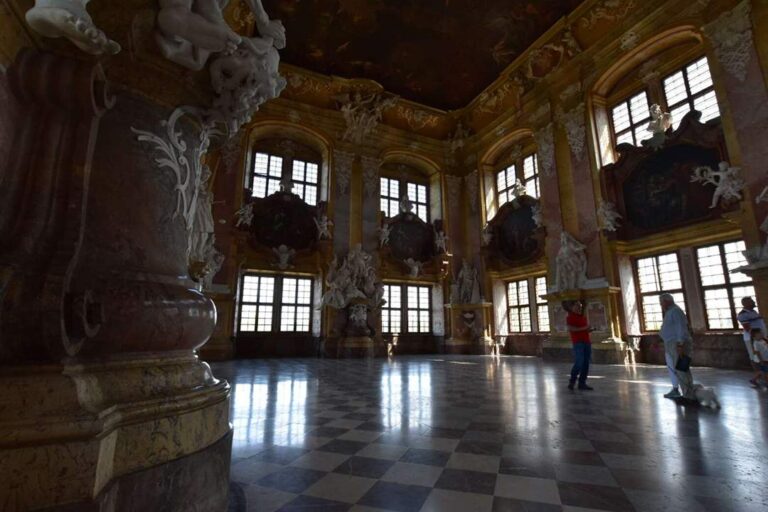 Wnętrze klasztoru w Lubiążu zdjęcie 5