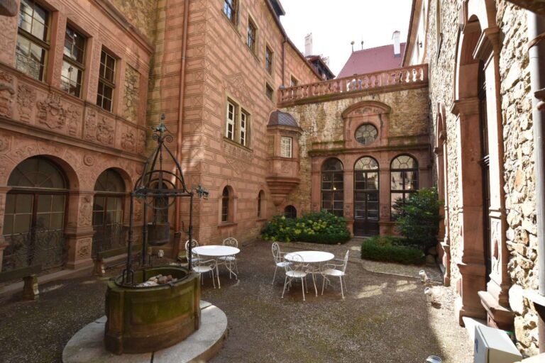 Dziedziniec wewnątrz zamku Książ